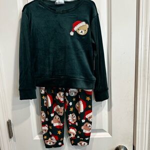 Cozy Holiday Bear Pajama Set - Green and Black